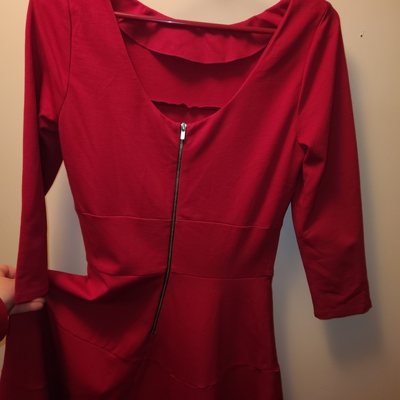 Banana Republic • seamed ponte flare-and-fit dress - Picture 8 of 10